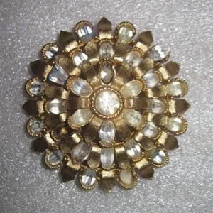 Vintage Women's TRIFARI  Rhinestone Round Brooch